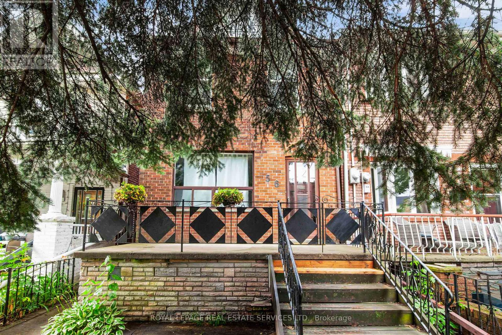 MLS® listing #30056156 for sale located at 56 ARLINGTON AVENUE