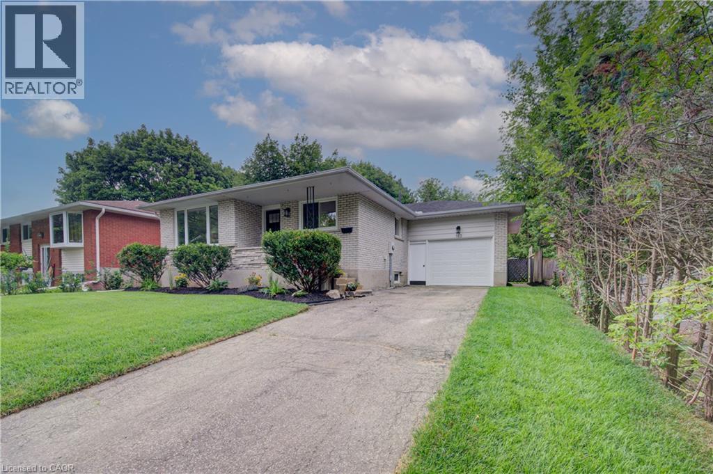 MLS® listing #30056479 for sale located at 163 LYNNBROOK Crescent