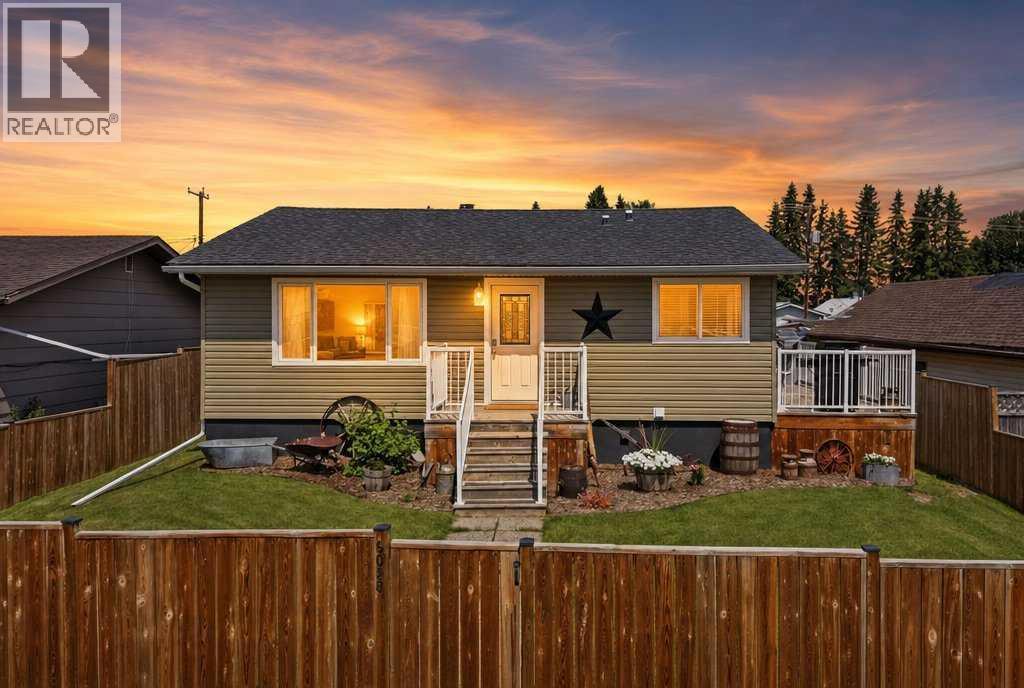 MLS® listing #30057163 for sale located at 5028 48 Avenue