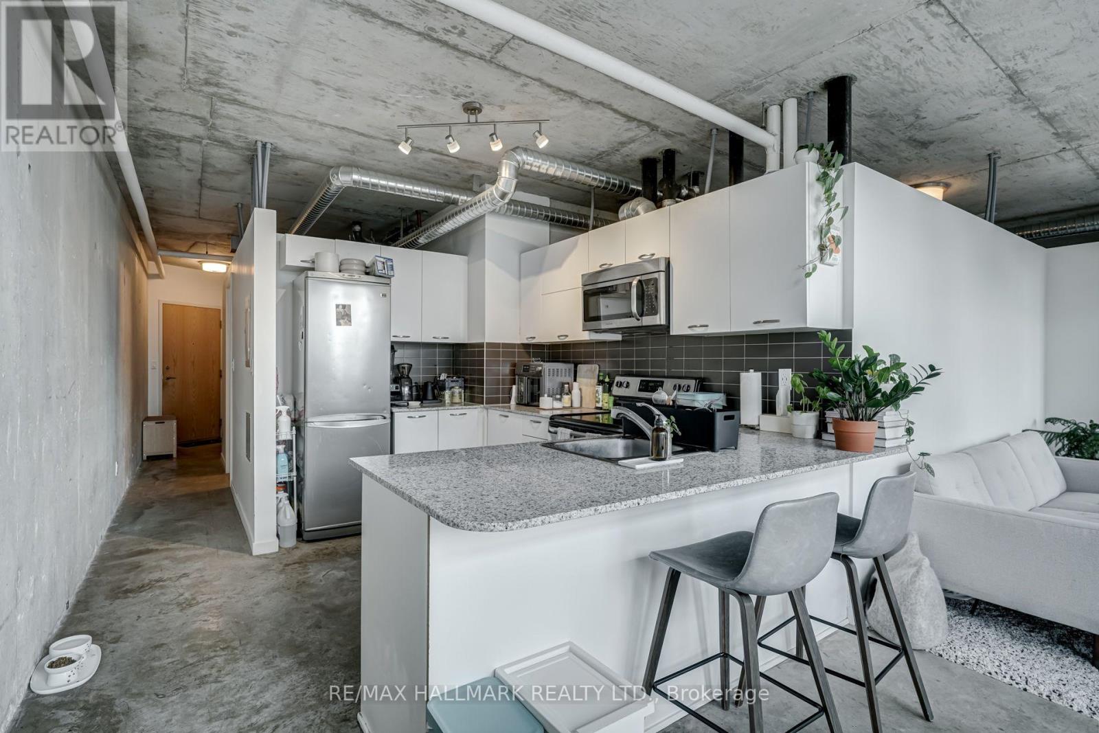 MLS® listing #30058803 for sale located at 910 - 150 SUDBURY STREET