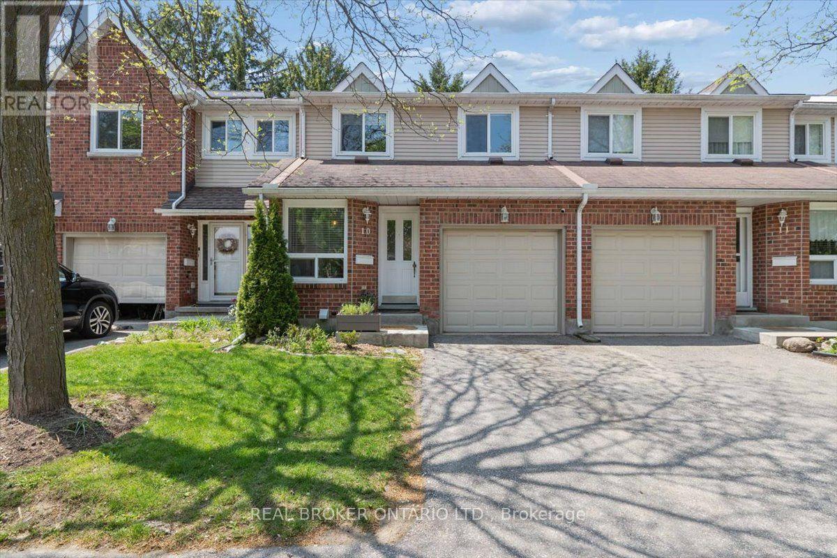 MLS® listing #30059964 for sale located at 10 - 180 HIGHLAND CRESCENT