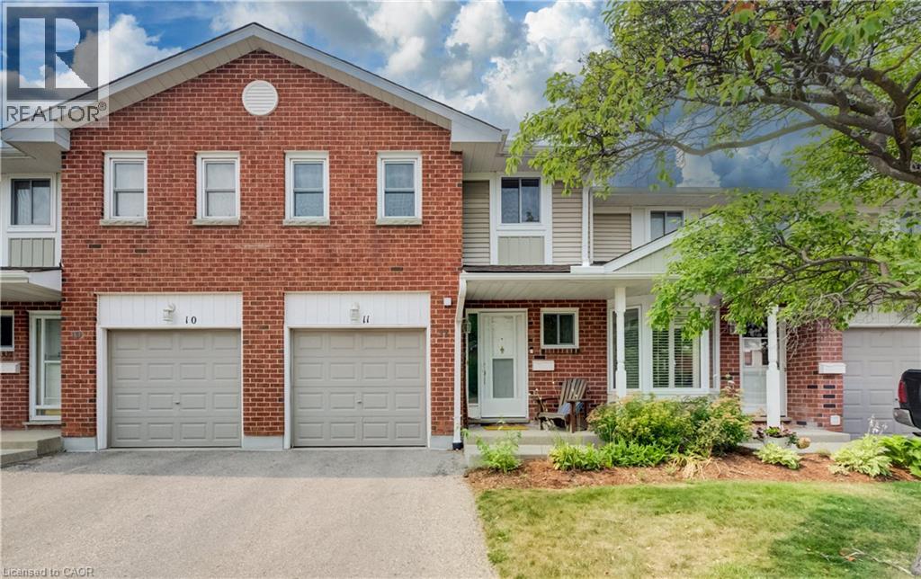 MLS® listing #30060343 for sale located at 210 HIGHLAND Crescent Unit# 11