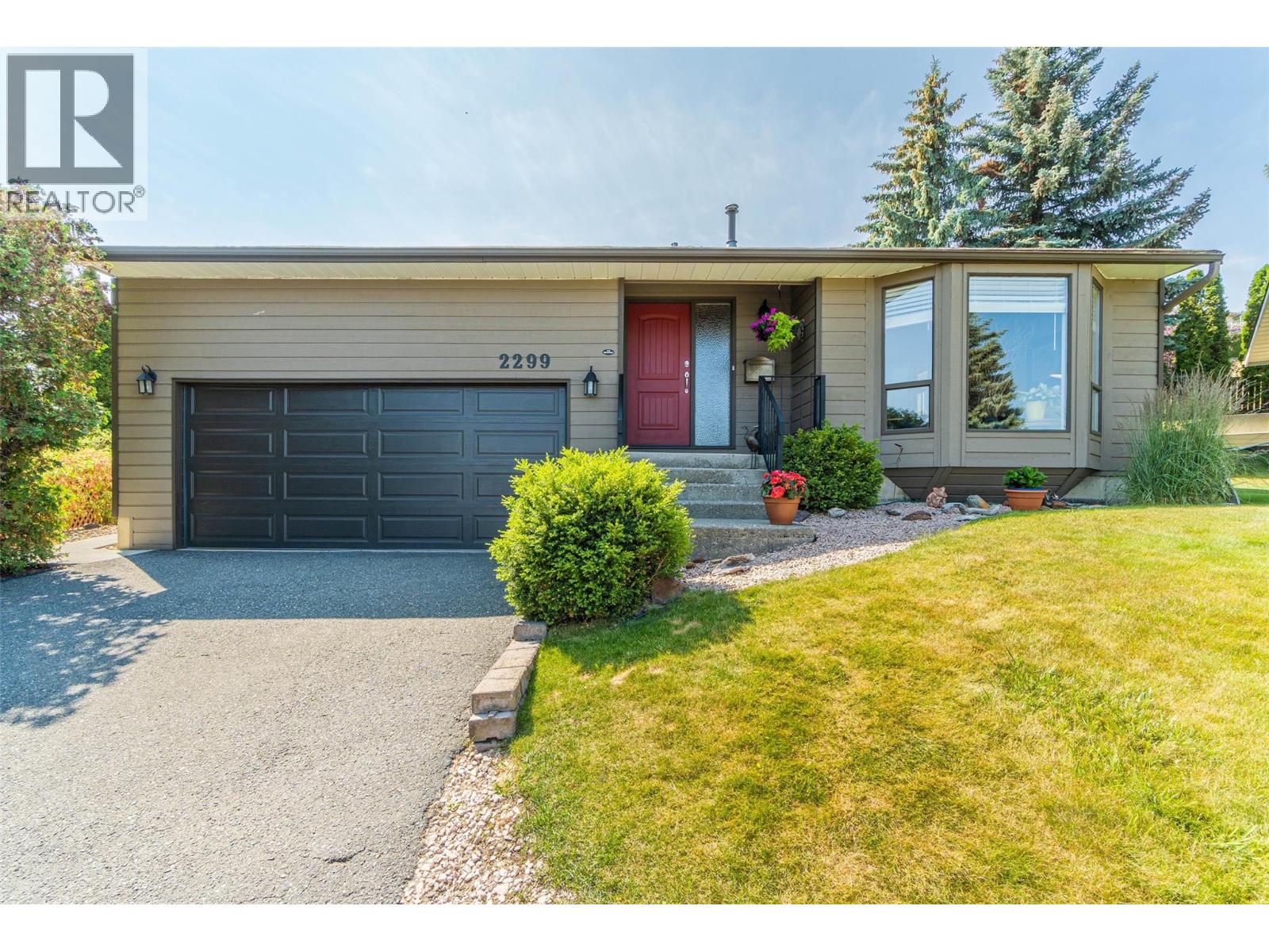 MLS® listing #30060929 for sale located at 2299 AINSLIE Place
