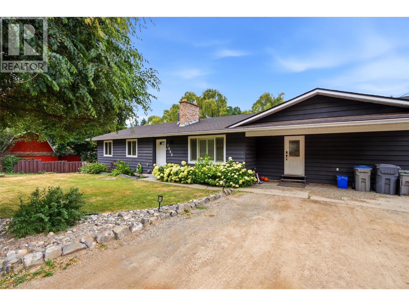 MLS® listing #30061998 for sale located at 1865 SHUMWAY Road