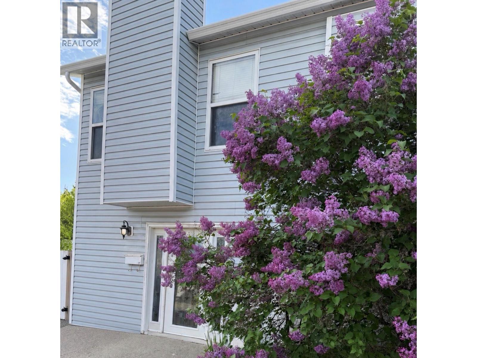 MLS® listing #30063161 for sale located at 201 Hollyburn Drive