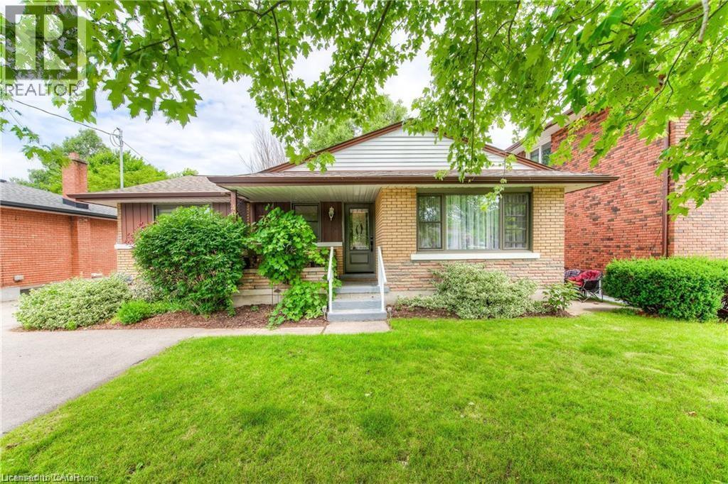 MLS® listing #30063610 for sale located at 40 DOWNEY Street Unit# 1