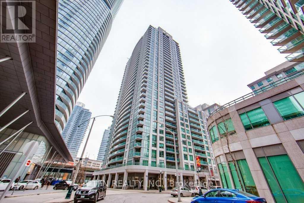 MLS® listing #30063901 for sale located at 3306 - 19 GRAND TRUNK CRESCENT