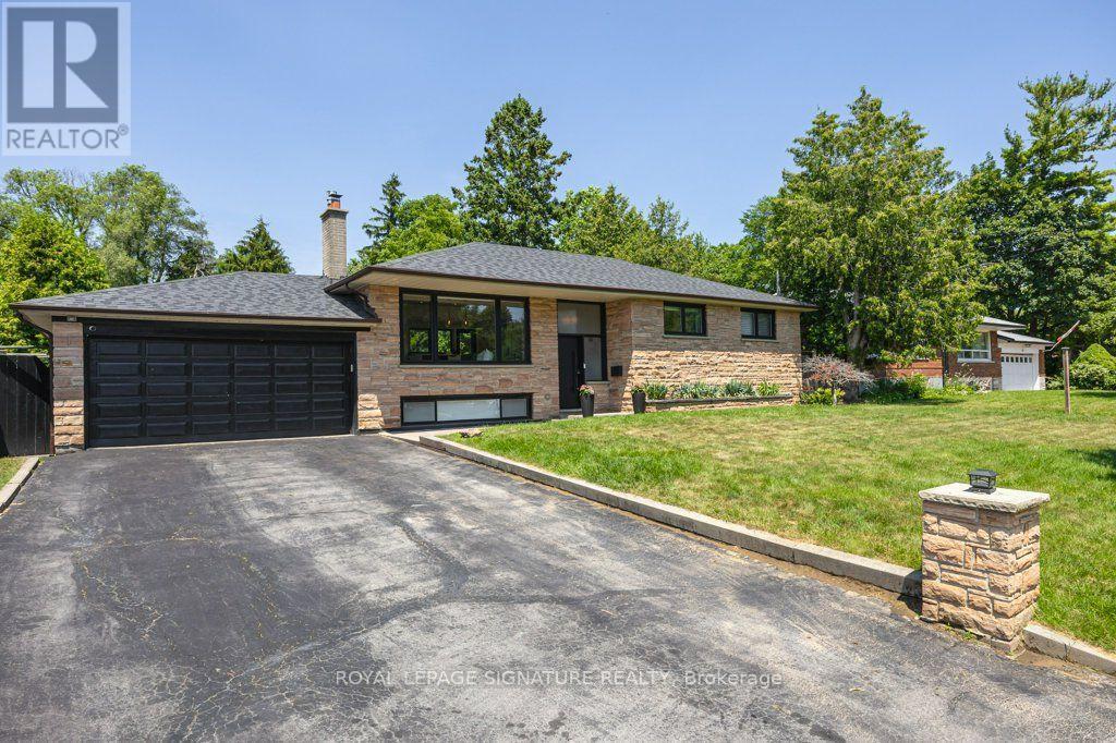 MLS® listing #30063902 for sale located at 14 BONACRES AVENUE