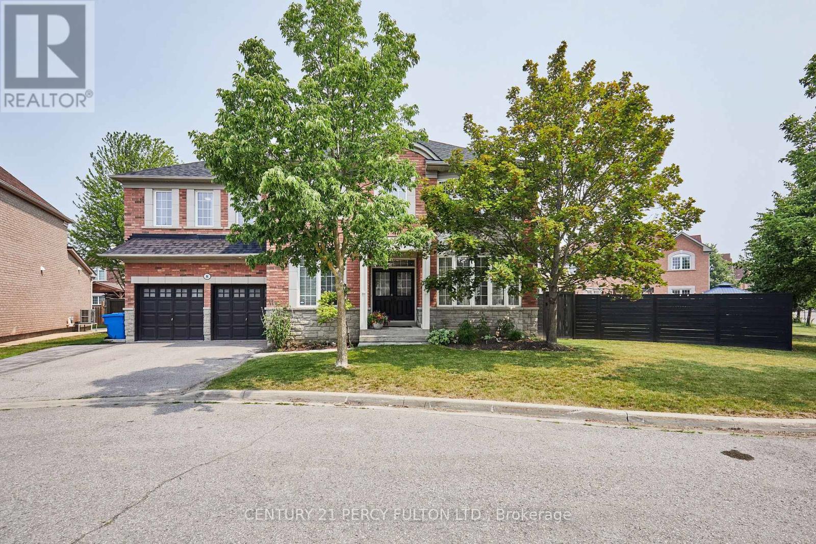 MLS® listing #30063907 for sale located at 8 MACKELLER COURT