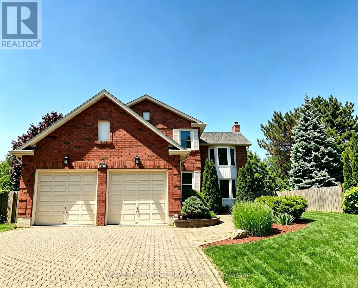 MLS® listing #30063908 for sale located at 47 GLEN HILL DRIVE