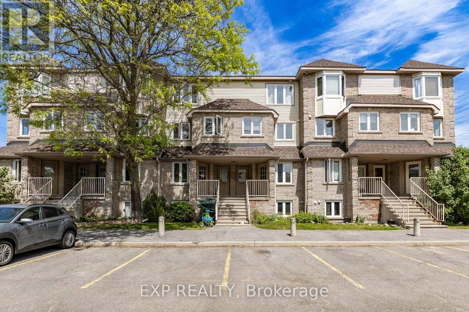 MLS® listing #30063938 for sale located at 324 BRISTON PRIVATE