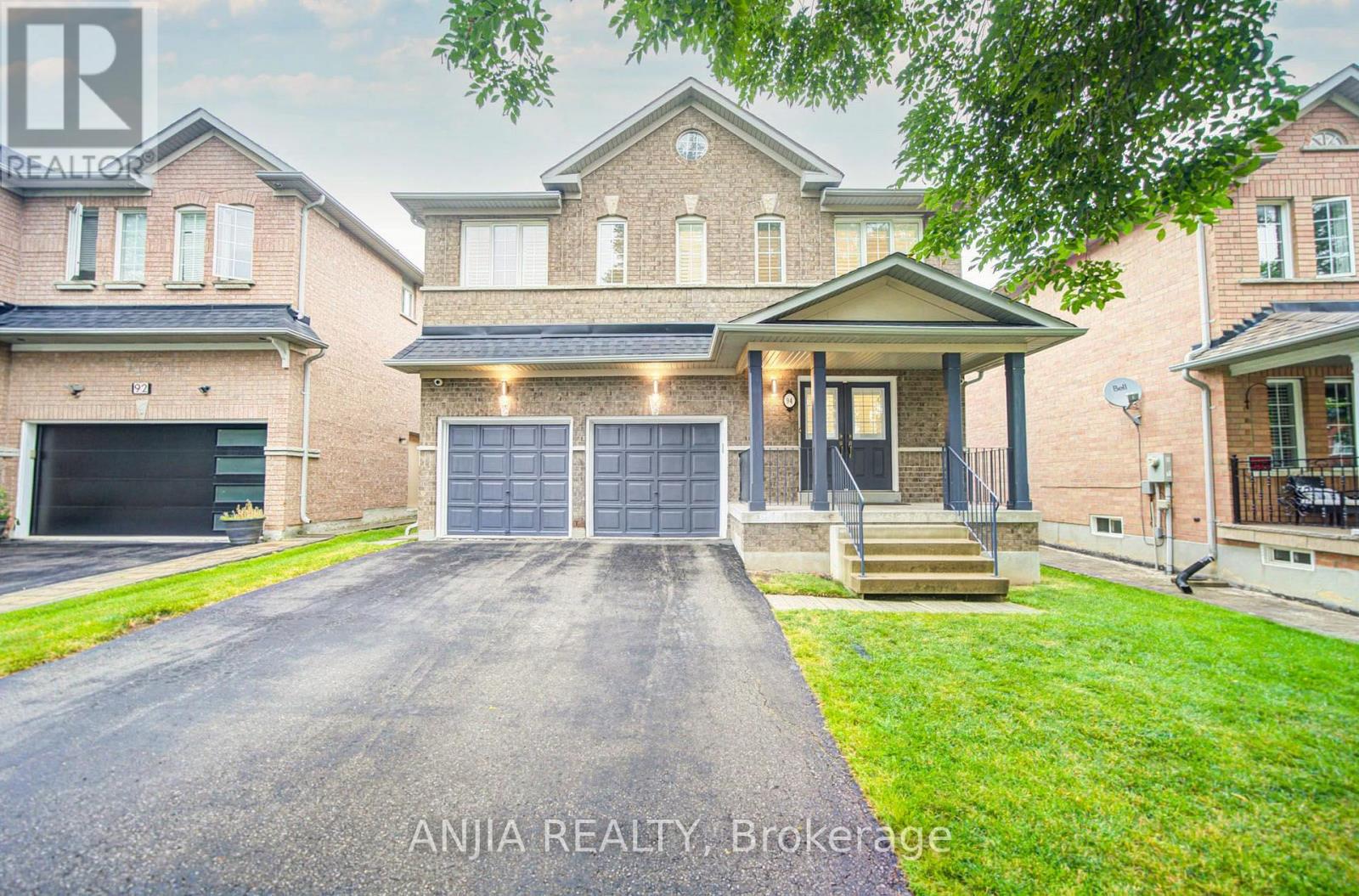 MLS® listing #30063957 for sale located at 94 CYNTHIA JEAN STREET