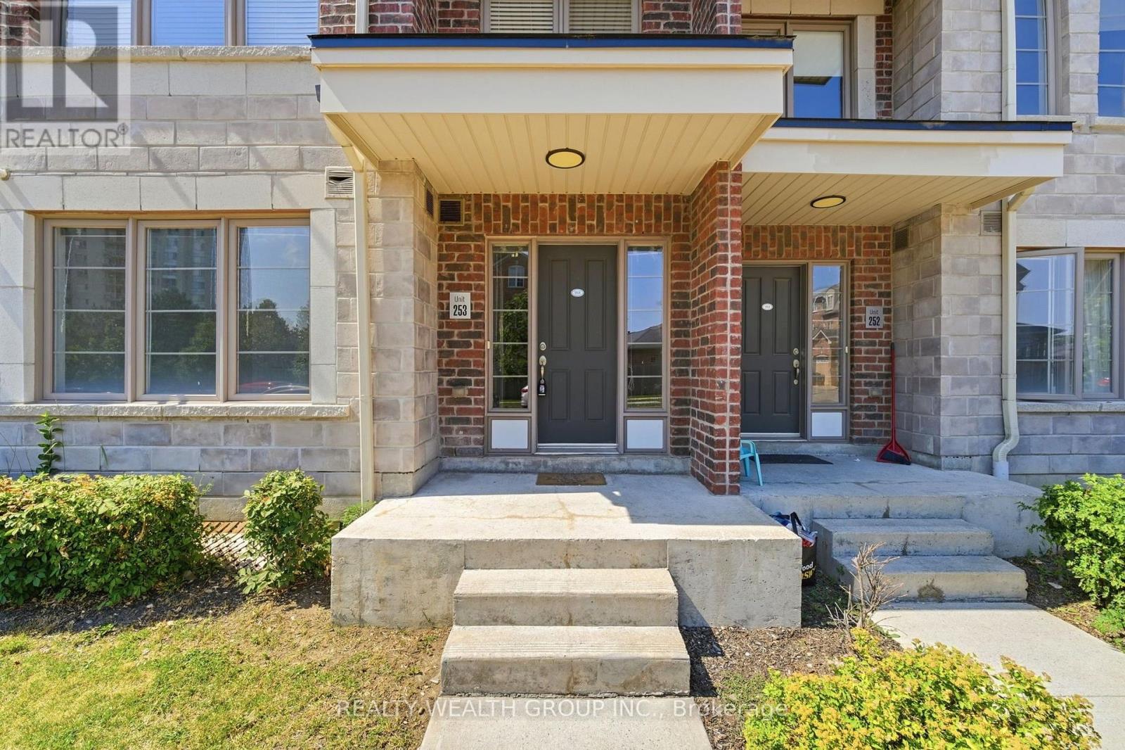 MLS® listing #30064055 for sale located at 253 - 60 PARROTTA DRIVE