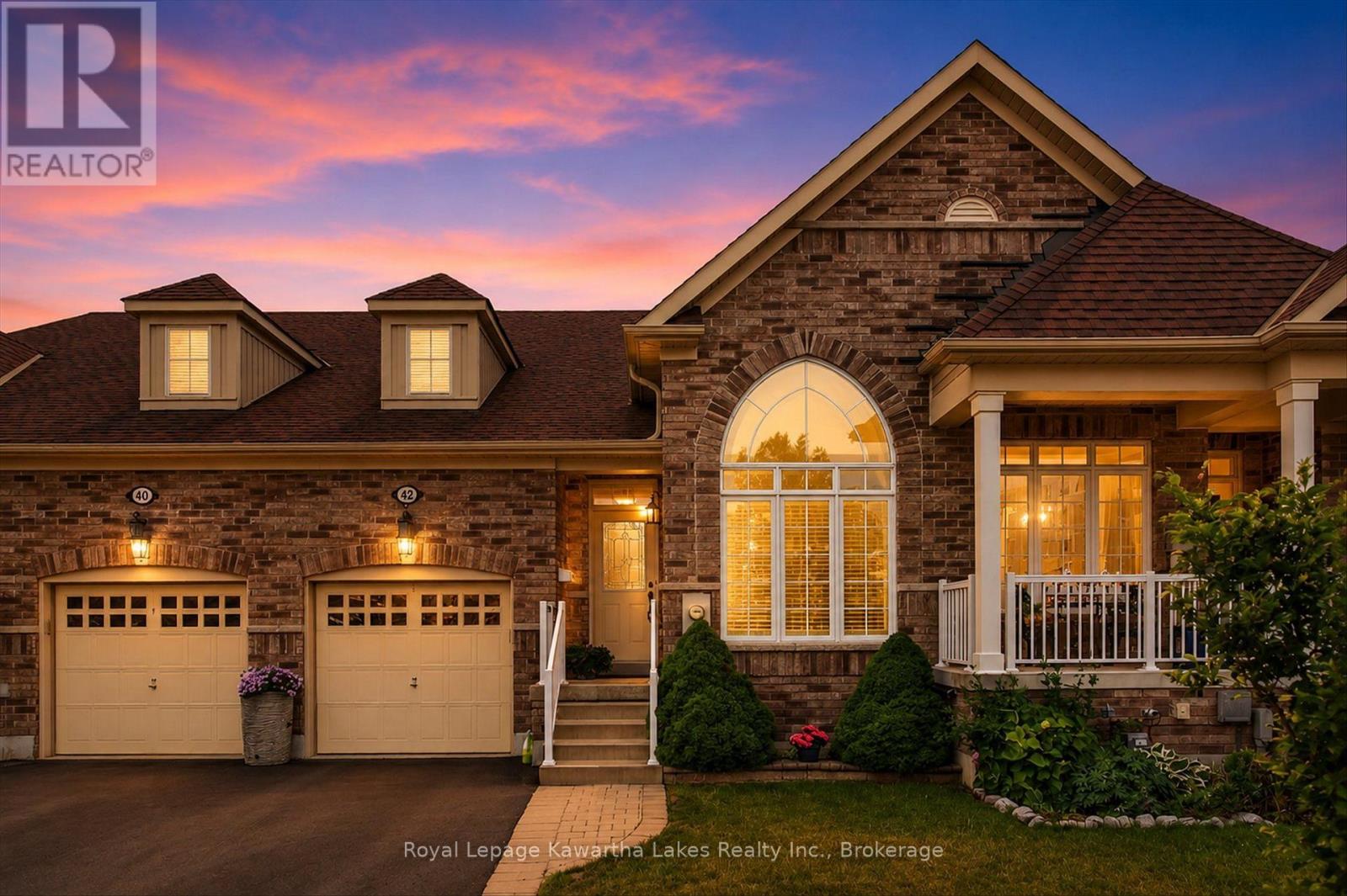 MLS® listing #30064271 for sale located at 42 DEACON CRESCENT