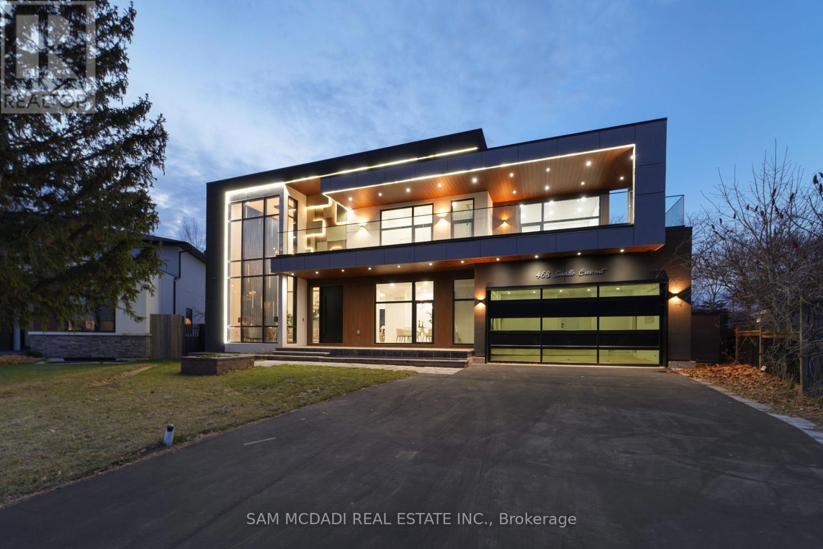 MLS® listing #30064428 for sale located at 468 SAVILLE CRESCENT