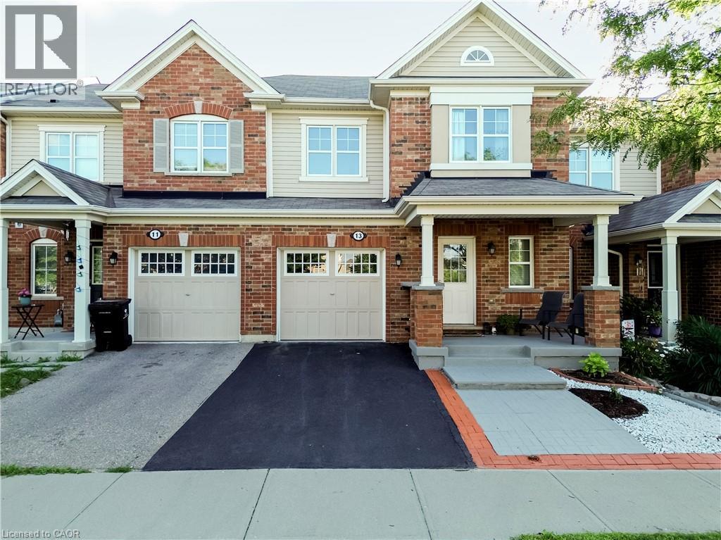 MLS® listing #30064741 for sale located at 13 ARBOURVIEW Crescent