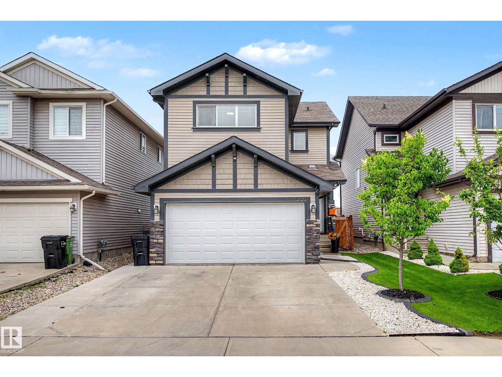 MLS® listing #30065132 for sale located at 12120 177 AV NW