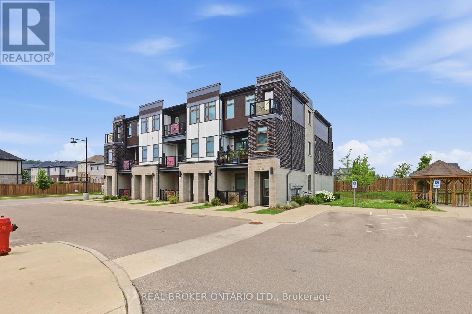 MLS® listing #30066219 for sale located at 1 G - 155 THOMAS SLEE DRIVE SE