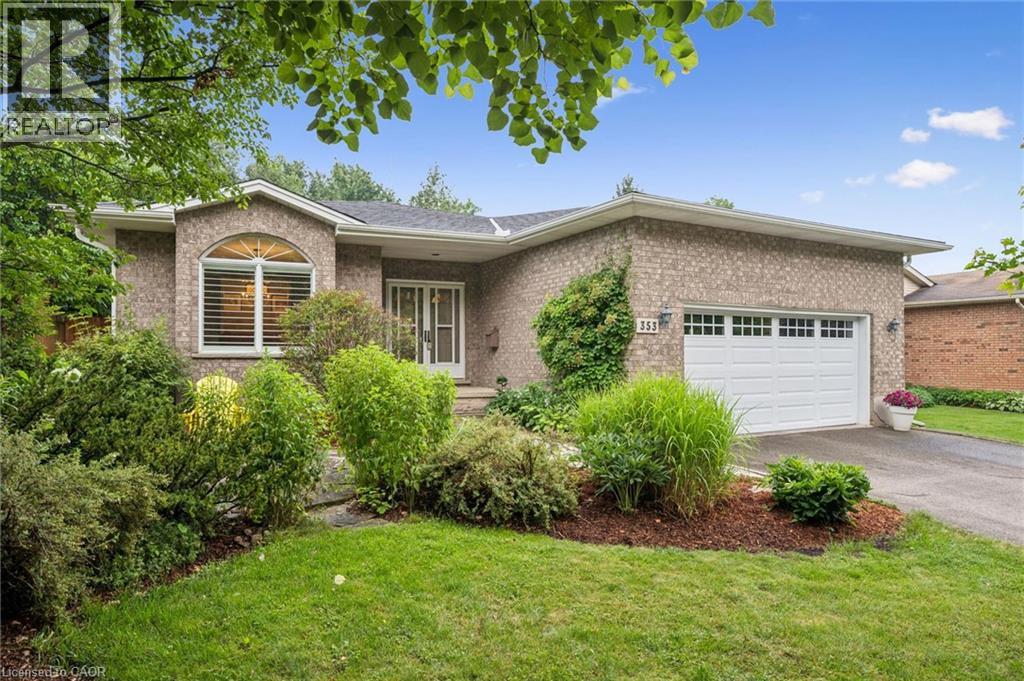 MLS® listing #30068043 for sale located at 353 TWINFLOWER Crescent