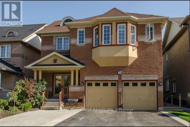 MLS® listing #30069074 for sale located at 30 MASTERS GREEN CRESCENT