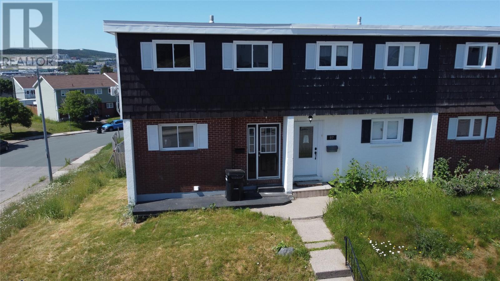 MLS® listing #30069562 for sale located at 85 Cumberland Crescent