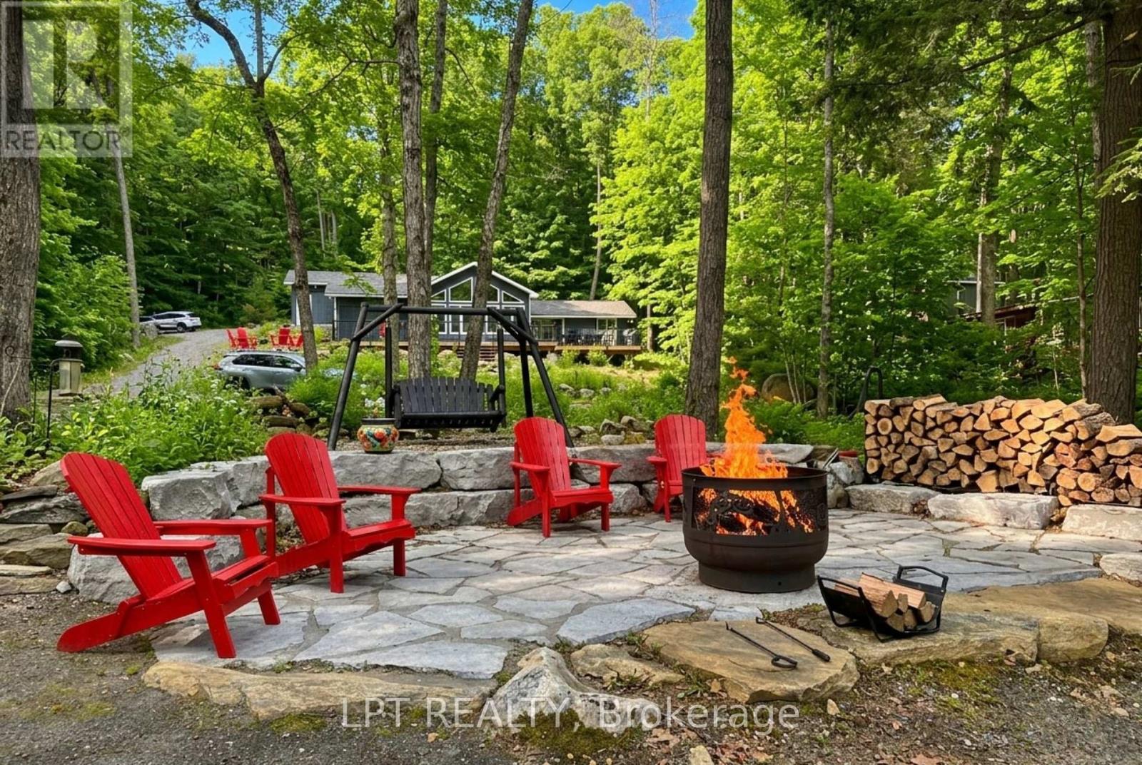 MLS® listing #30069625 for sale located at 1369 HIPKISS DRIVE