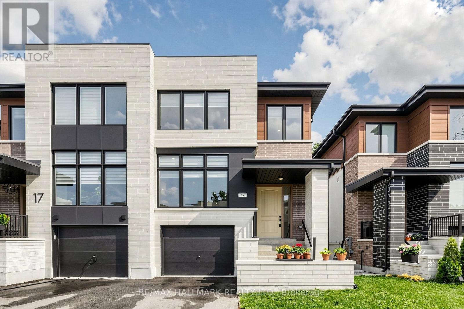 MLS® listing #30069822 for sale located at 15 DIREZZE COURT S
