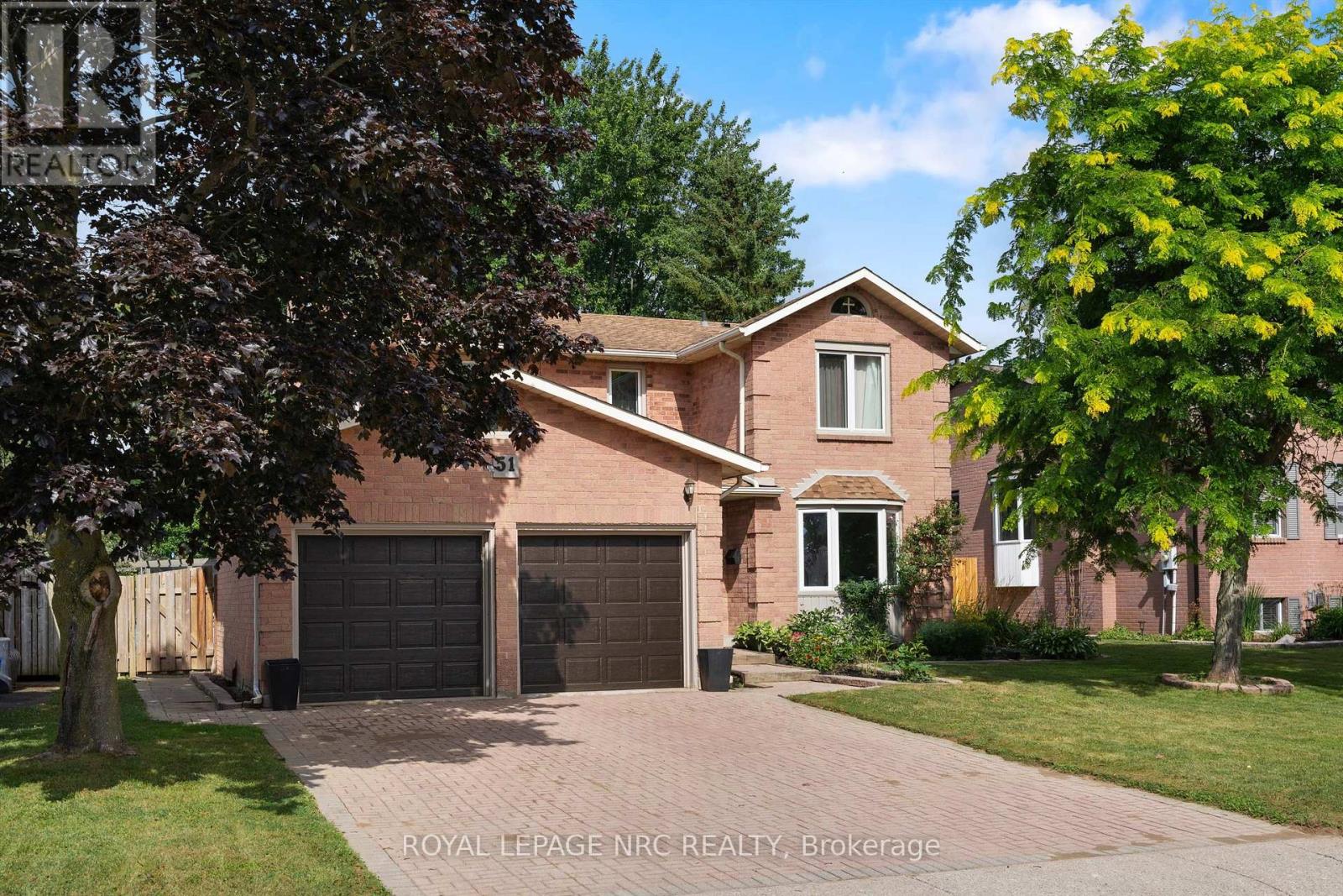 MLS® listing #30069834 for sale located at 51 BRIARSDALE CRESCENT