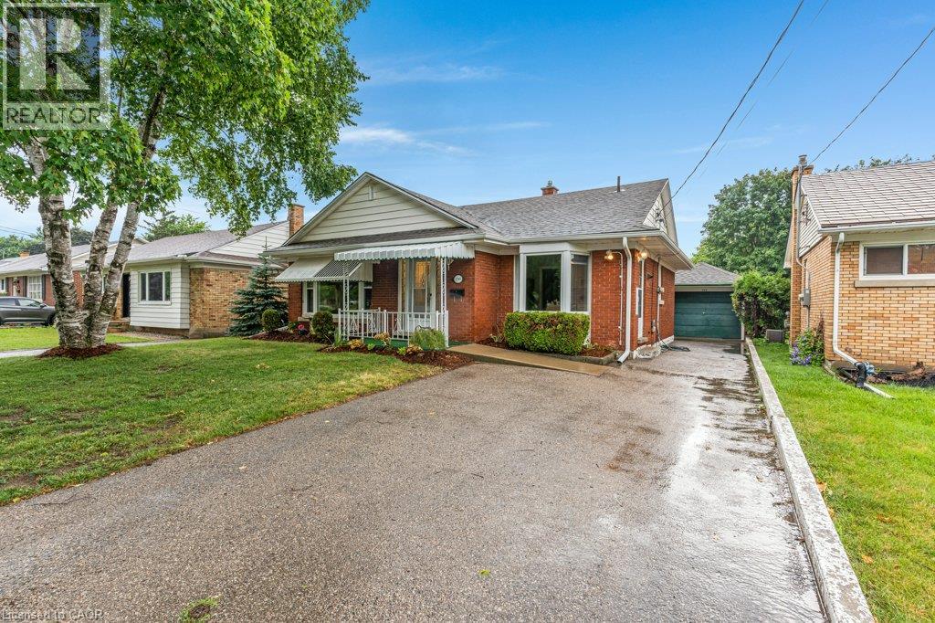 MLS® listing #30070110 for sale located at 290 MELROSE Avenue