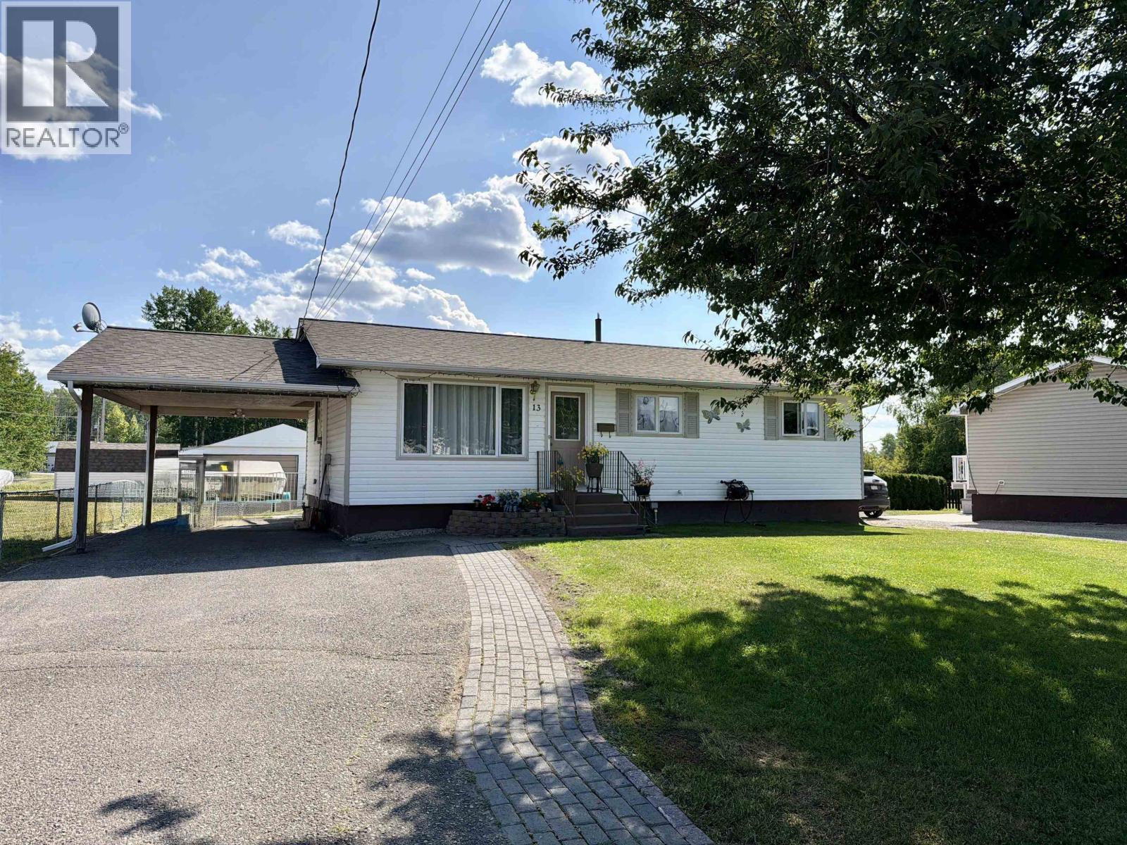 MLS® listing #30073227 for sale located at 13 NADINA CRESCENT