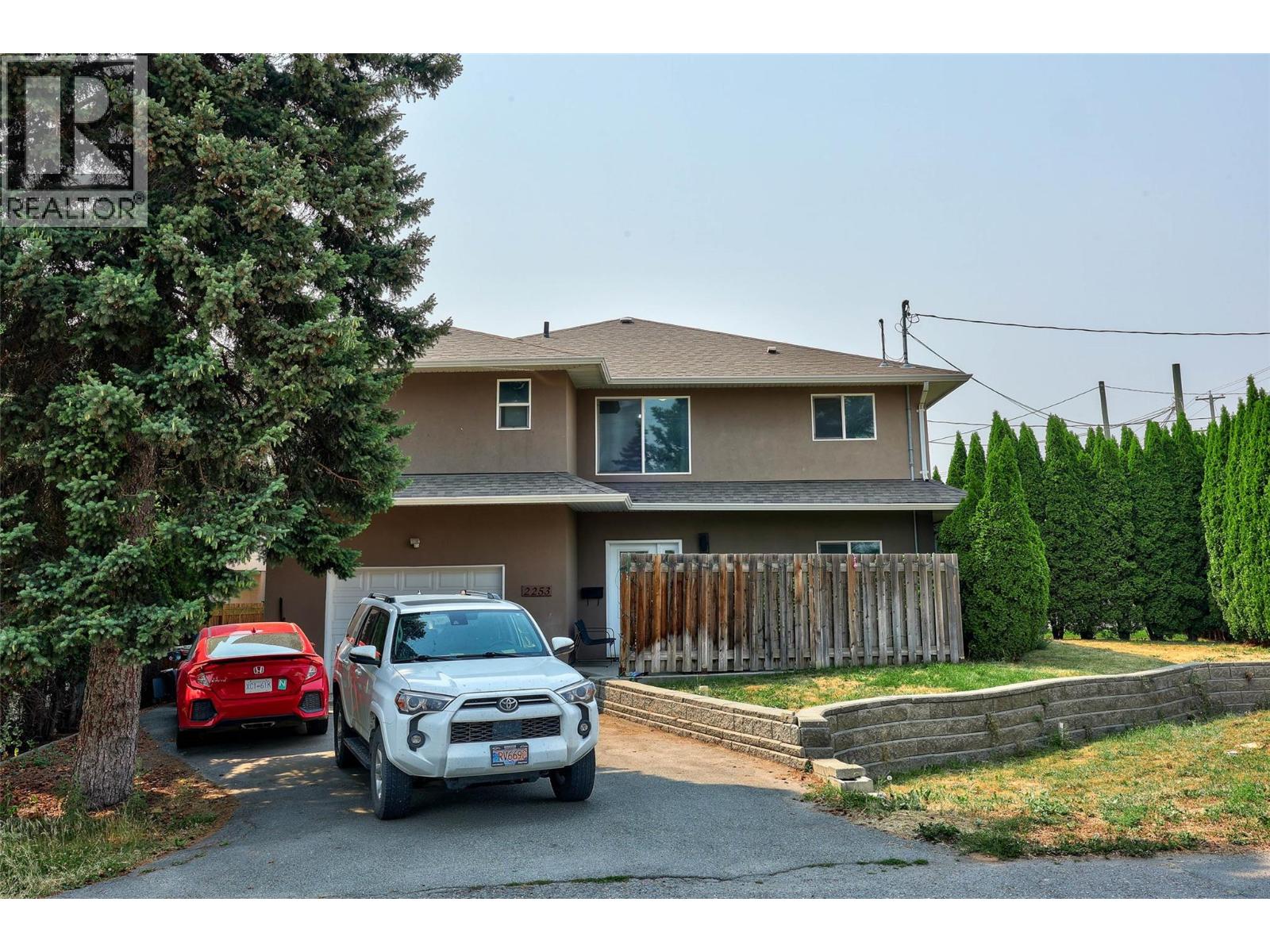 MLS® listing #30073374 for sale located at 2253 PARK Drive