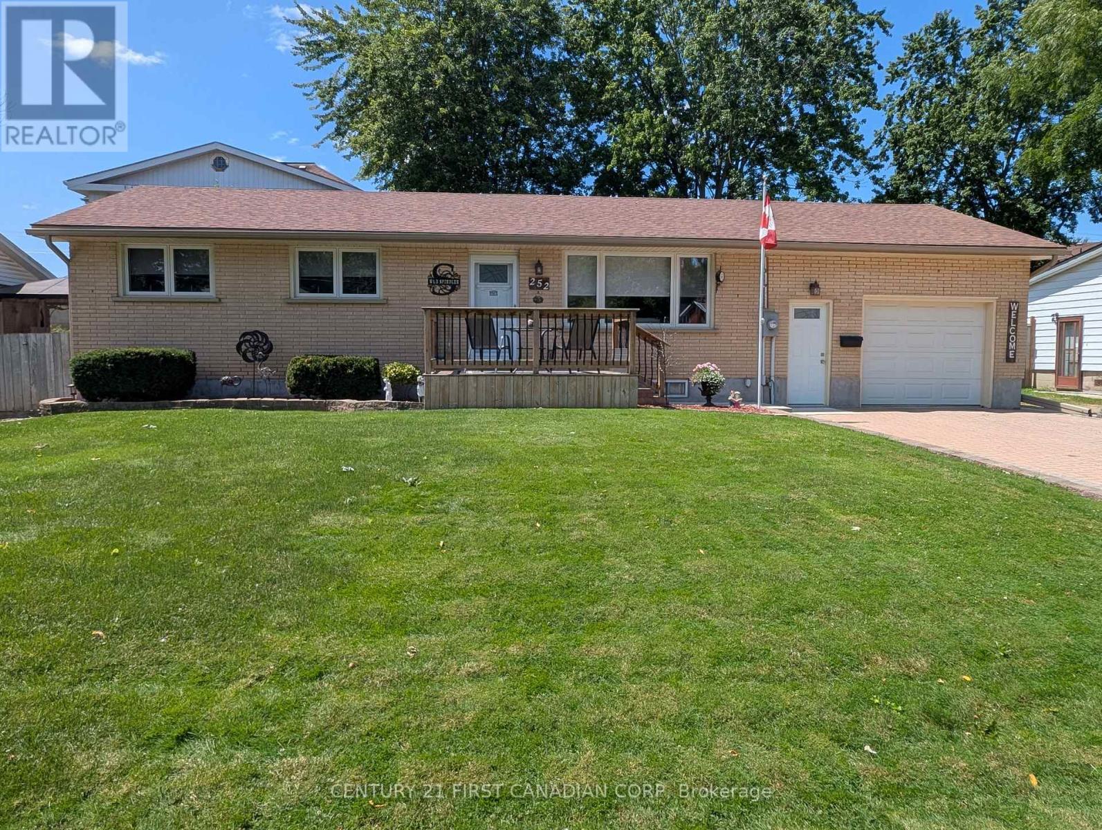 MLS® listing #30074057 for sale located at 252 RAPLEY STREET