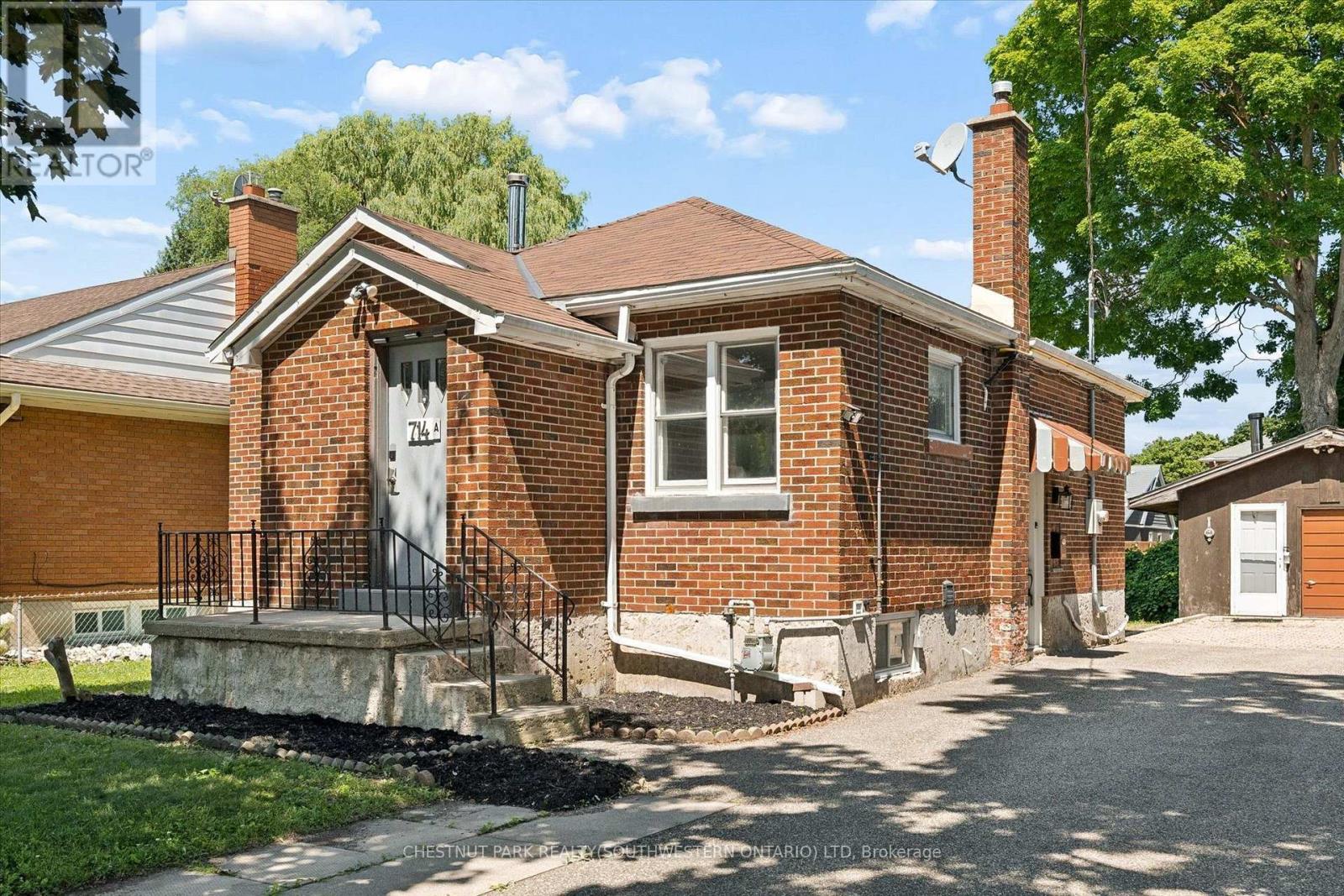 MLS® listing #30074933 for sale located at 714 FREDERICK STREET