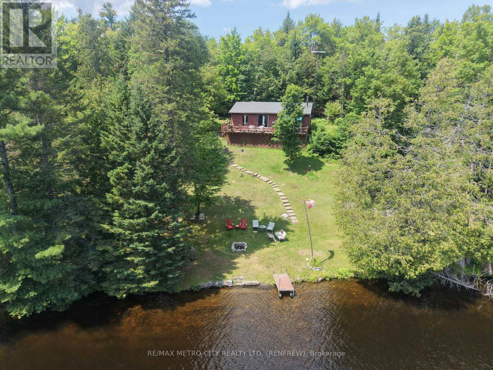 MLS® listing #30075209 for sale located at 2667 HANDFORD LANE