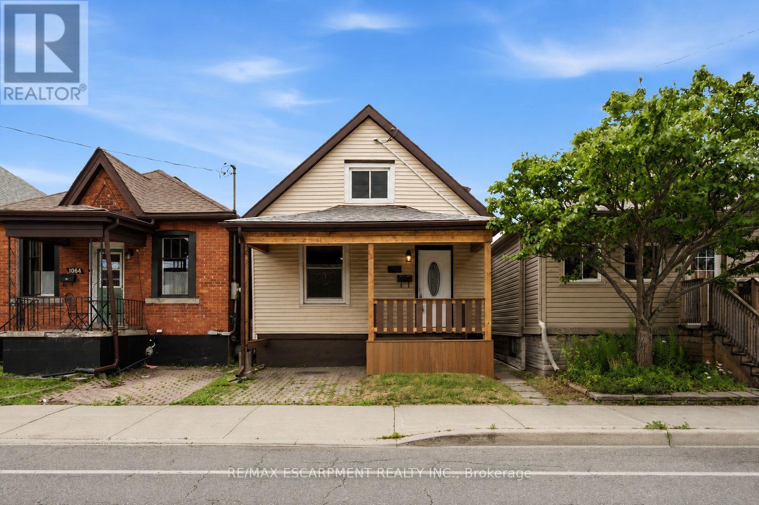 MLS® listing #30075413 for sale located at 1062 CANNON STREET E