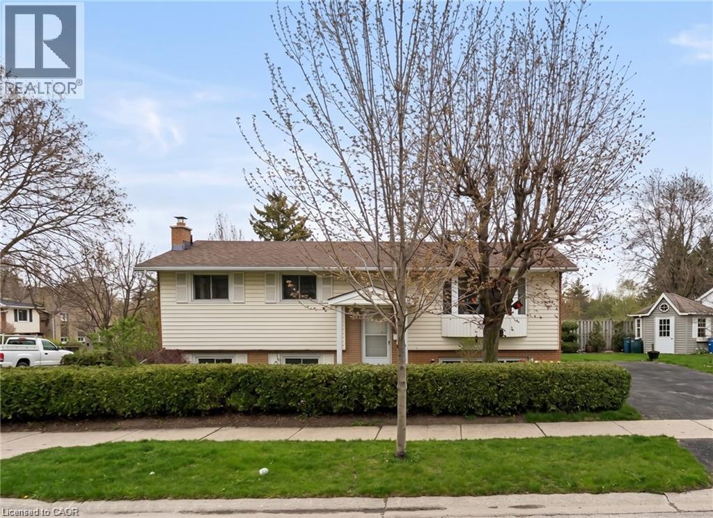 MLS® listing #30075685 for sale located at 602 HIGHPOINT Avenue