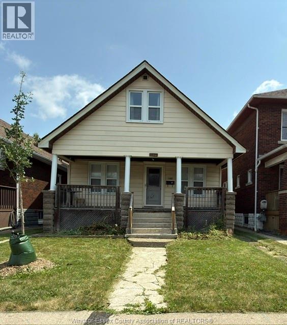MLS® listing #30075930 for sale located at 1580 DUFFERIN