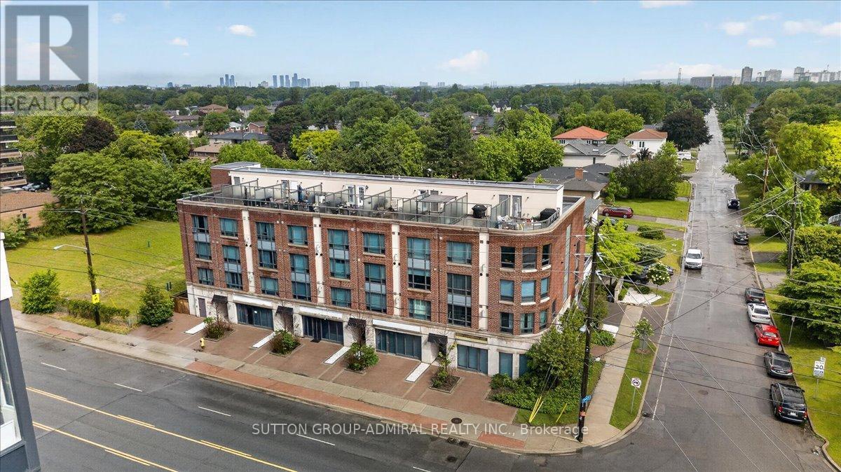 MLS® listing #30076202 for sale located at 202 - 2 MAXWELL STREET