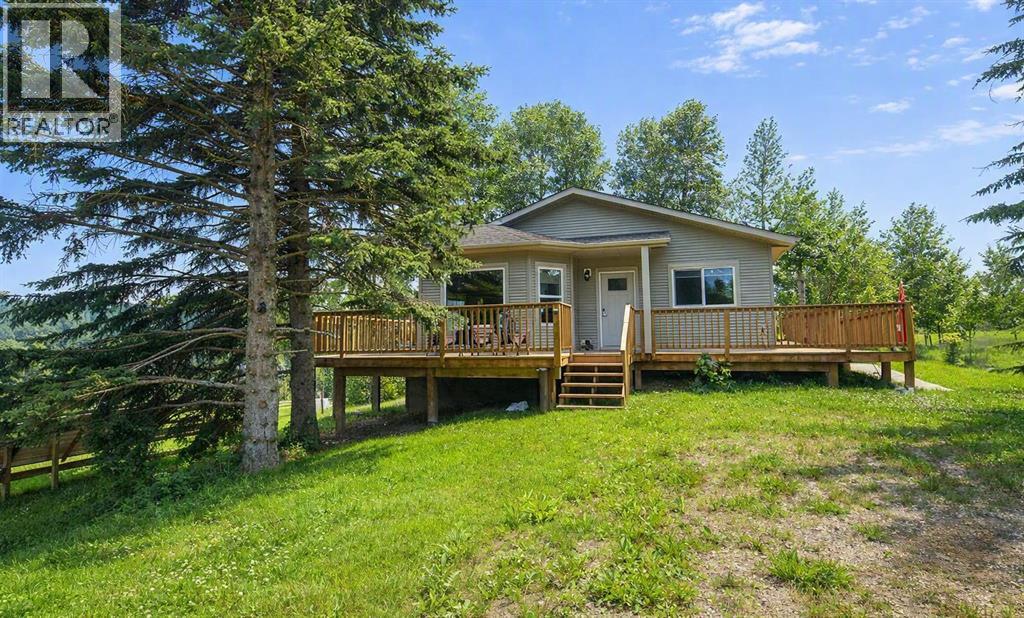 MLS® listing #30076360 for sale located at 375040 Range Road 8-1