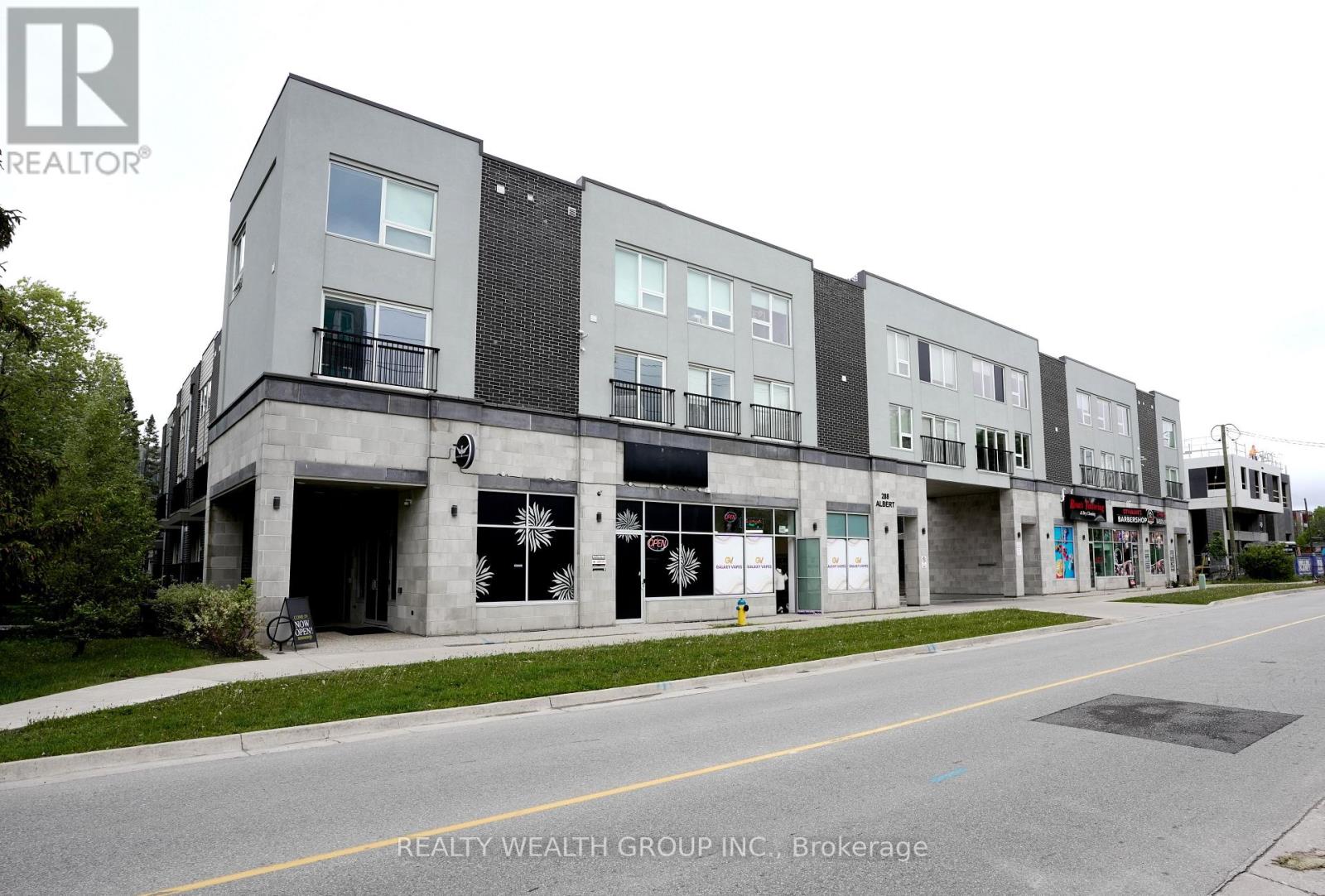 MLS® listing #30076768 for sale located at 113 - 288 ALBERT STREET