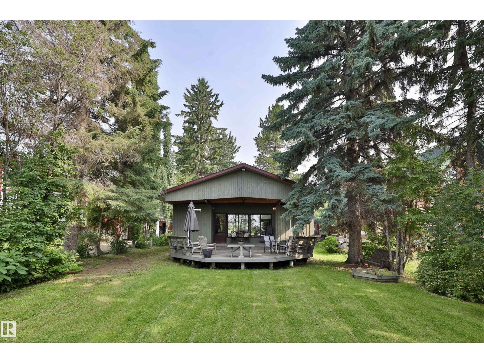 MLS® listing #30077159 for sale located at 39 Sundance BE