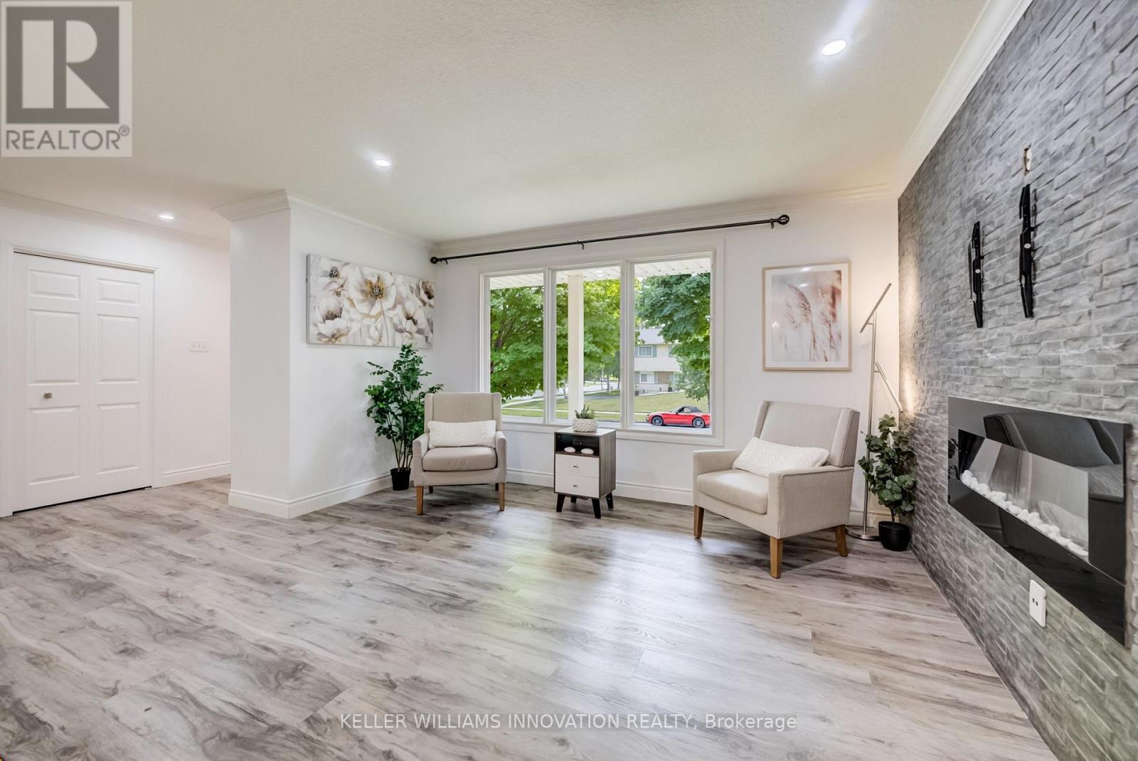 MLS® listing #30078070 for sale located at 85 FOXHUNT ROAD