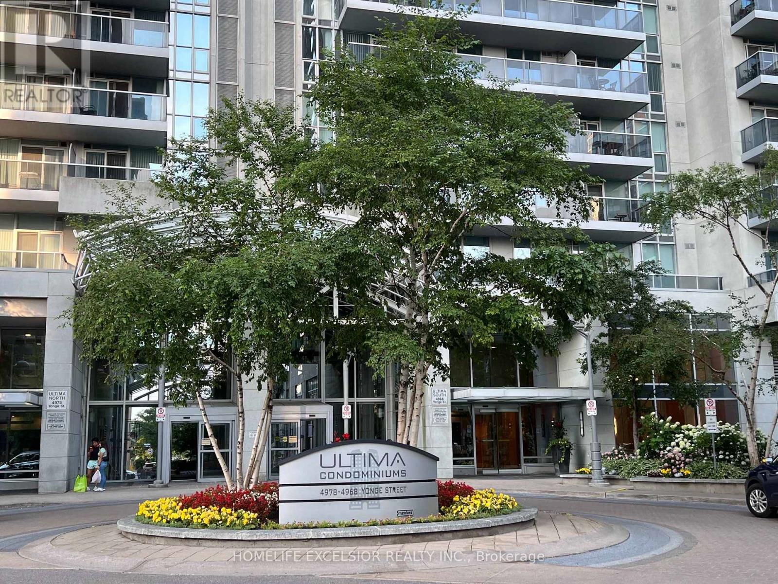 MLS® listing #30078913 for sale located at 1015 - 4968 YONGE STREET