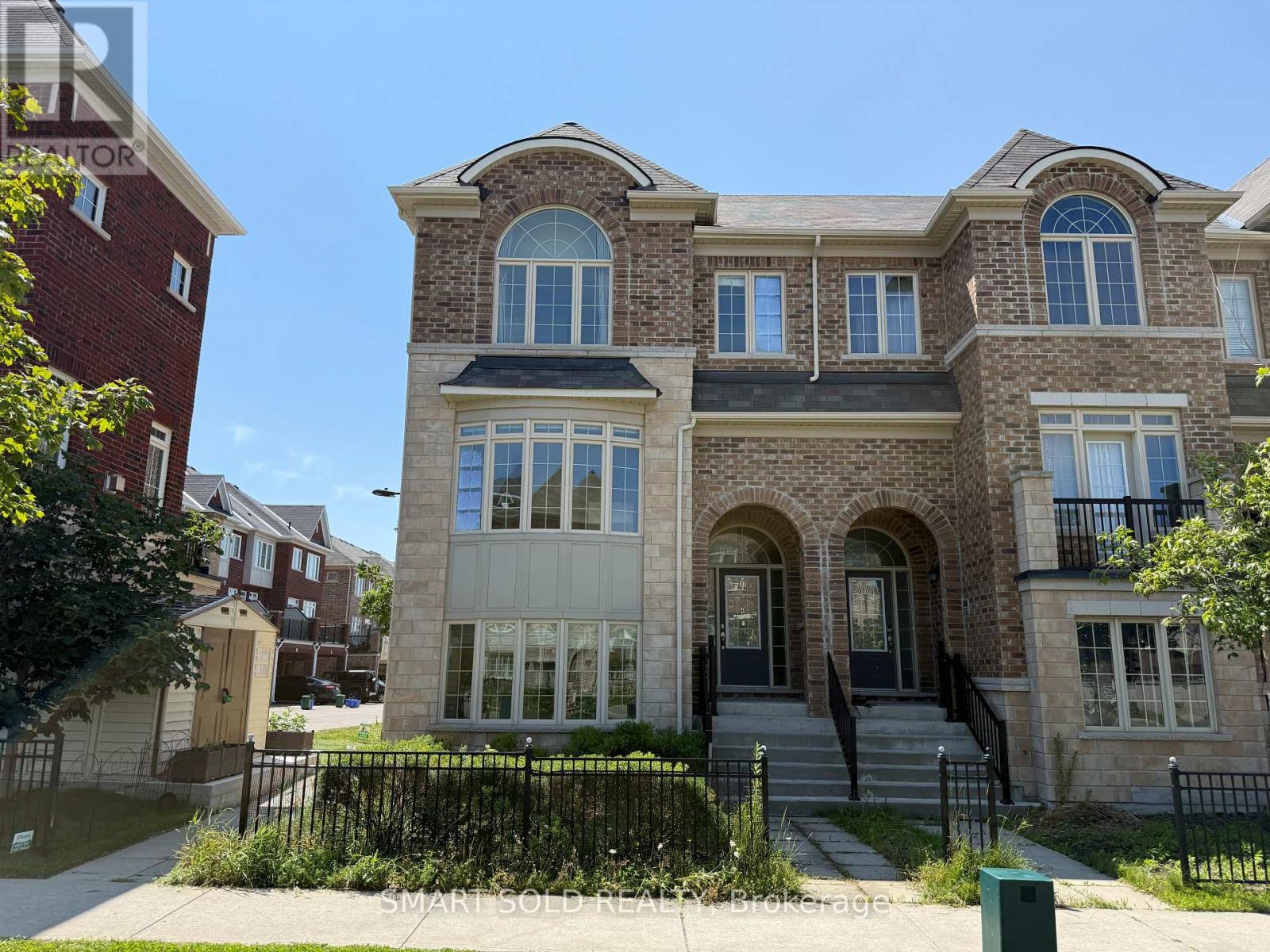 MLS® listing #30078916 for sale located at 311 DUNDAS WAY