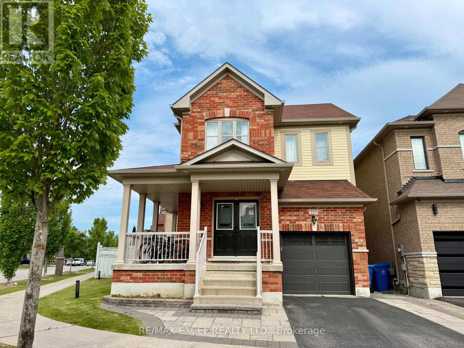 MLS® listing #30078918 for sale located at 221 DELBERT CIRCLE