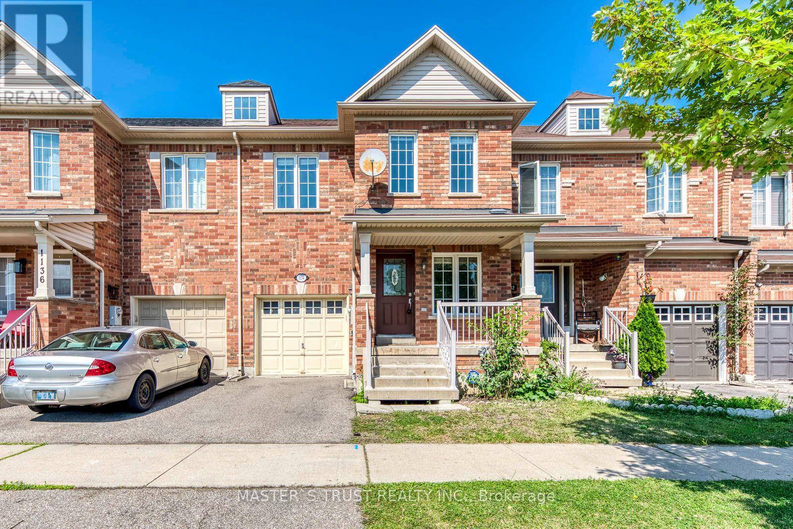 MLS® listing #30078925 for sale located at 1134 TUPPER DRIVE
