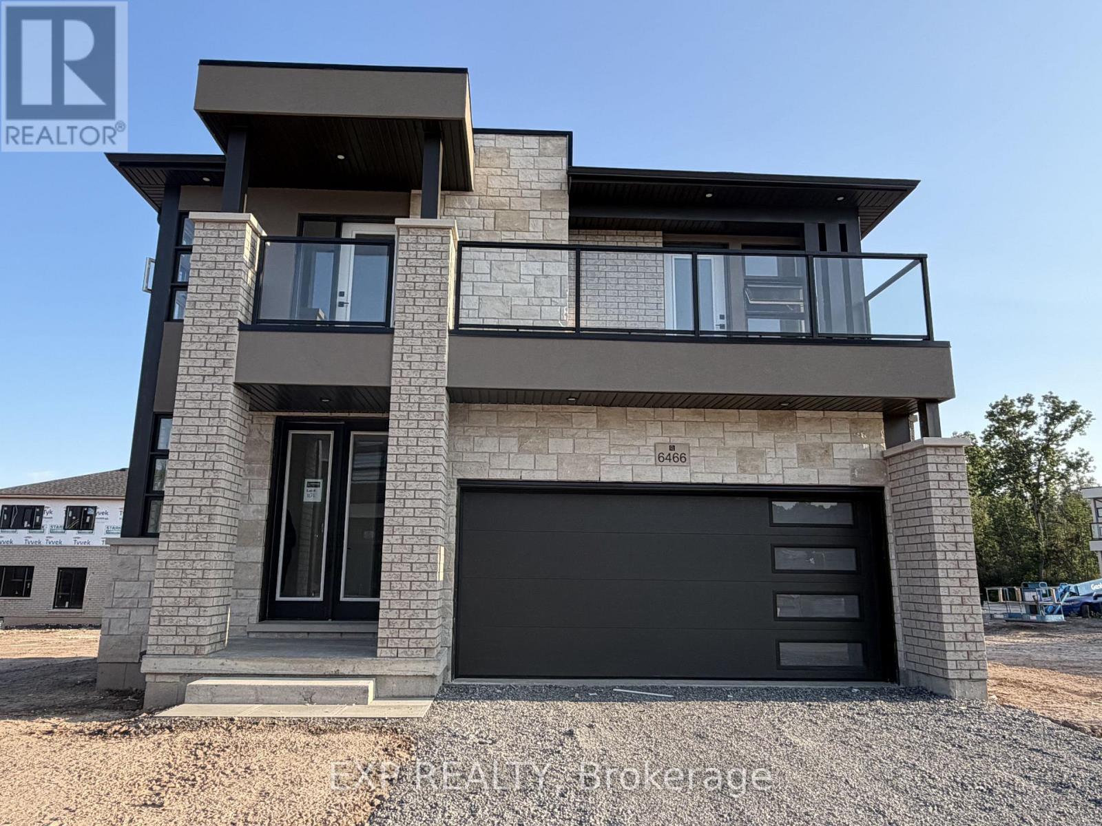 MLS® listing #30079297 for sale located at 6466 SUNSHINE COMMON