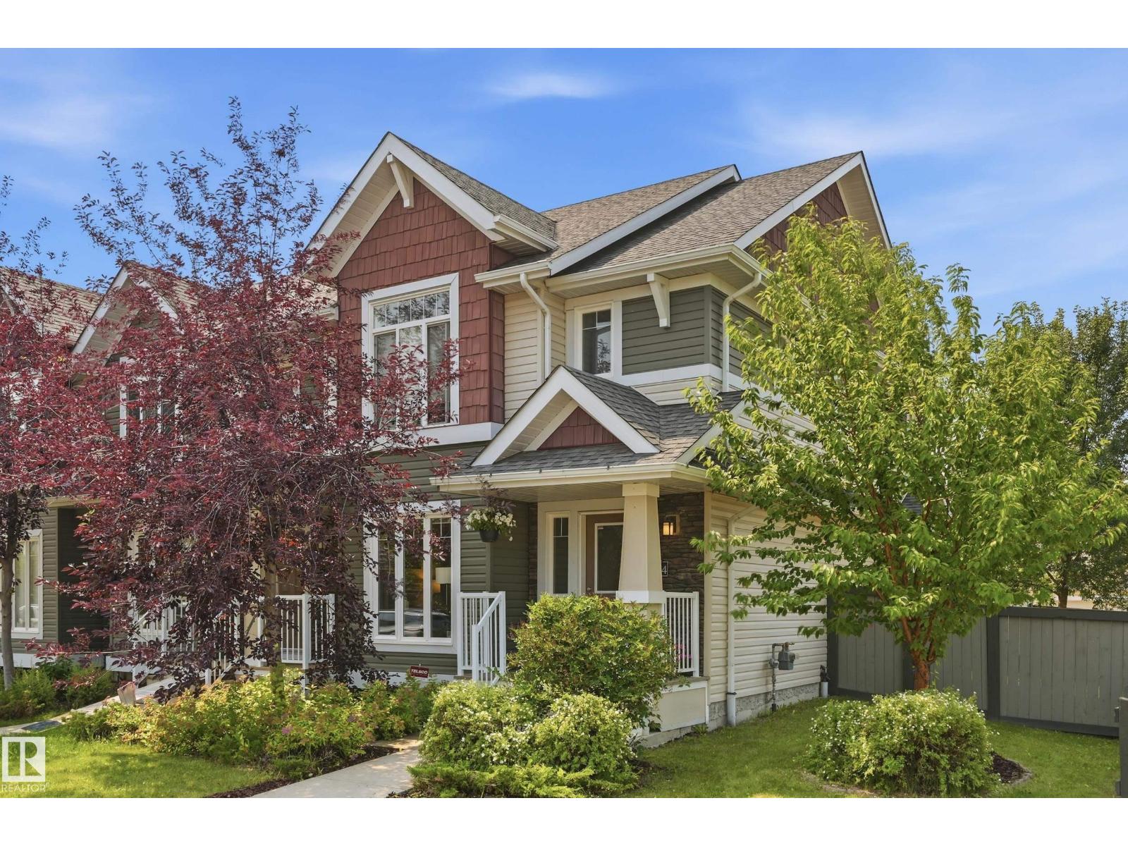 MLS® listing #30079516 for sale located at 704 176 ST SW