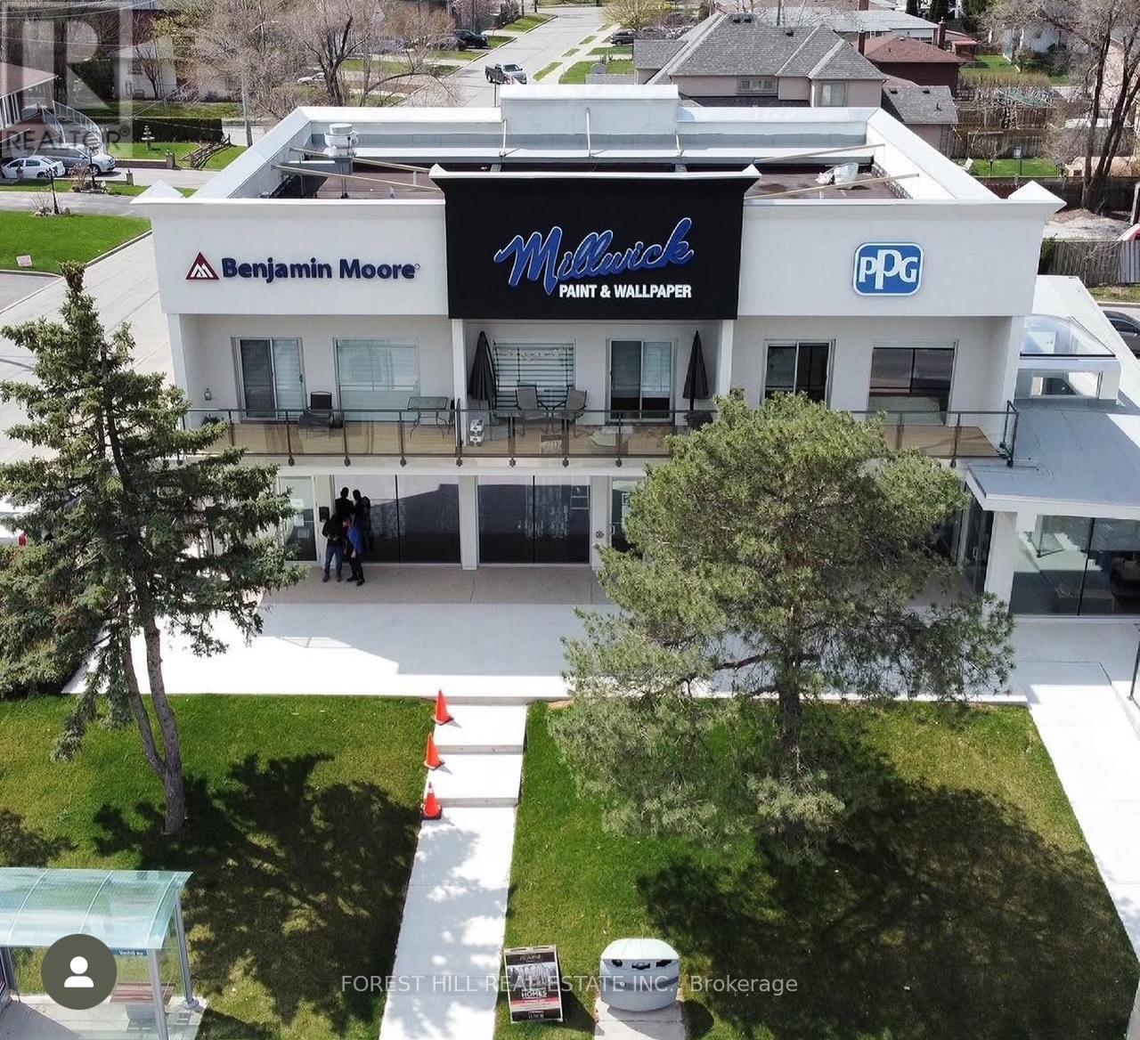 MLS® listing #30079554 for sale located at 2958A - 2958 ISLINGTON AVENUE NW