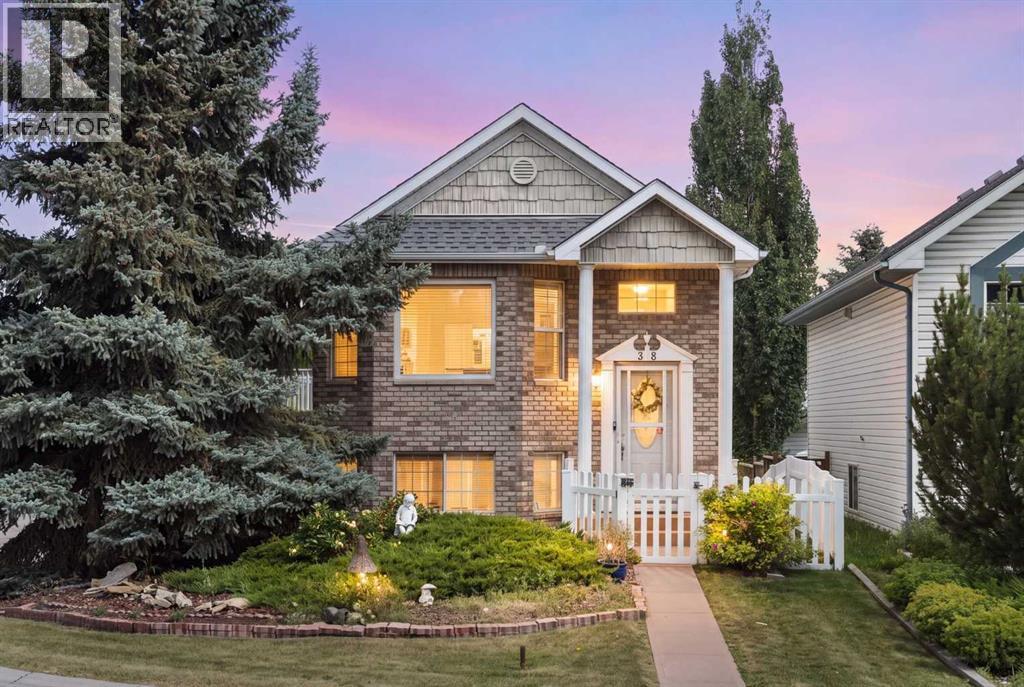 MLS® listing #30079617 for sale located at 38 Hidden Spring Circle NW